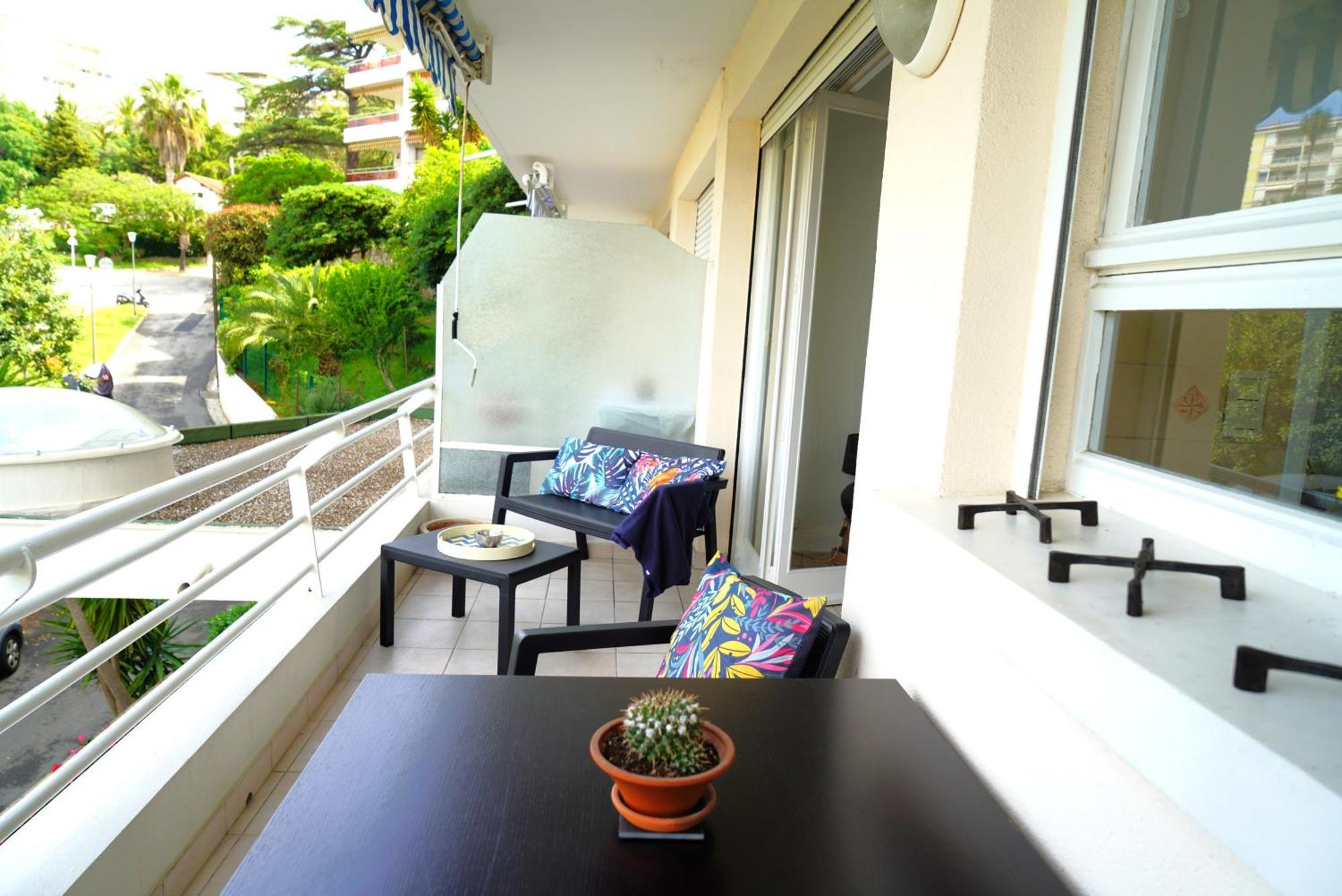 Cannes Studio Near Croisette Plage Екстериор снимка
