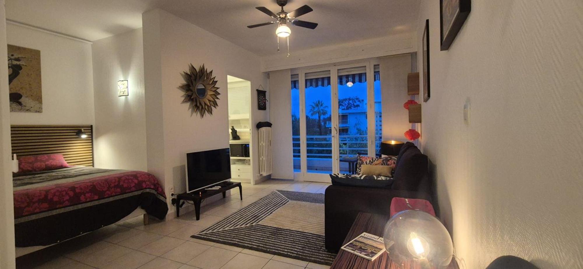 Cannes Studio Near Croisette Plage Екстериор снимка